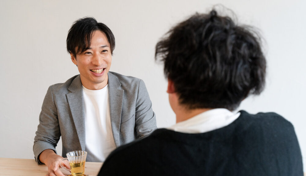 なかなか採用が決まらない・・・それ、HPの写真が原因かもしれません？！